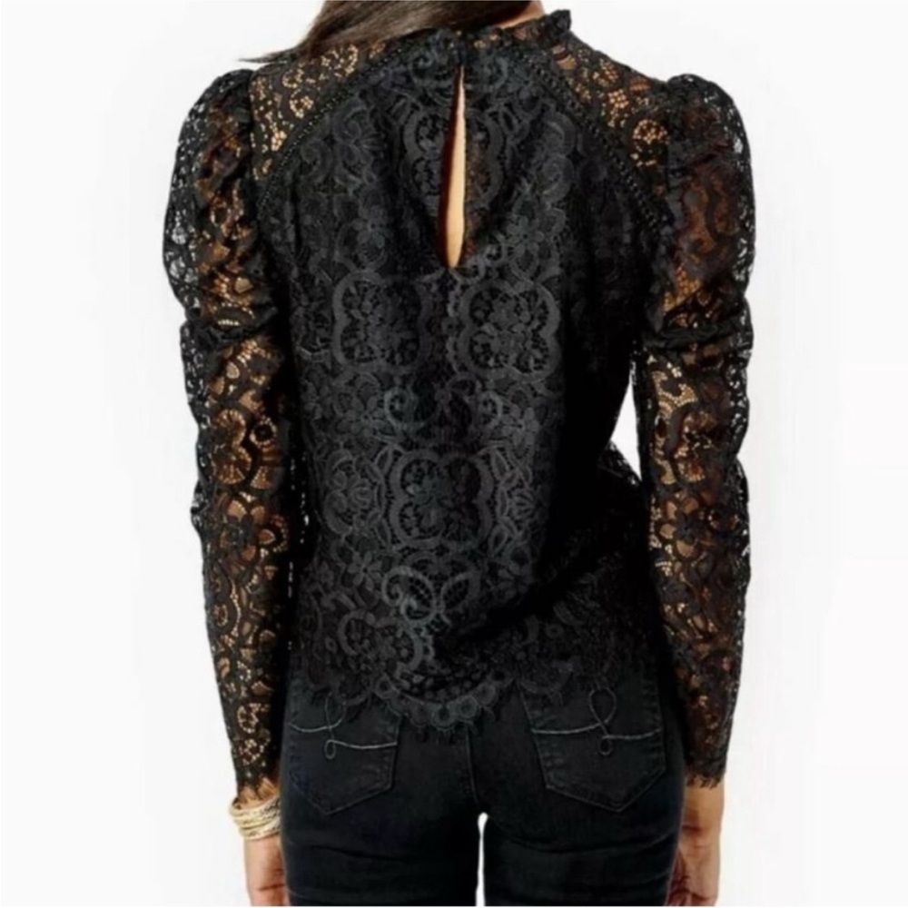 EUC Lilly Pulitzer Averi Lace Top size L - Picture 2 of 5